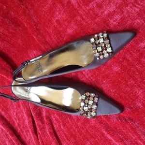 NWOT Stewart Weitzman Brown Silk evening shoes